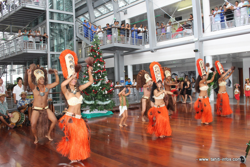 [IMAGES] Noël à l'hôpital : Hei Tahiti met du baume au cœur des patients