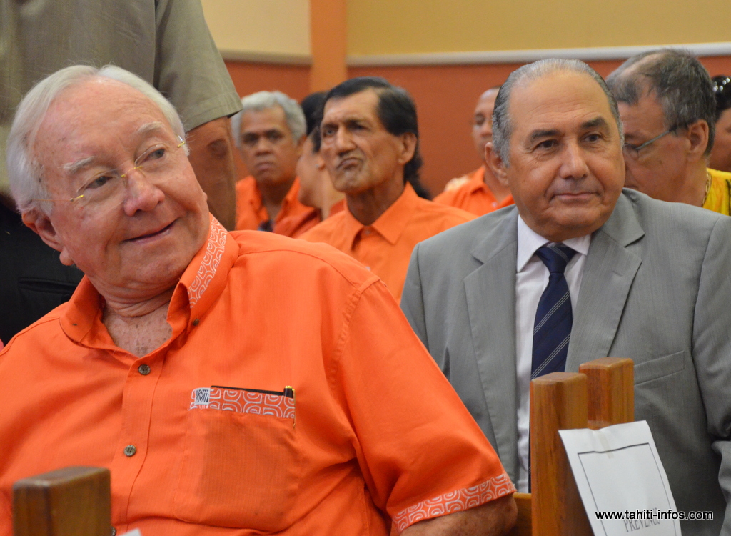 Gaston Flosse et Hubert Haddad, en septembre 2012 lors du procès en correctionnelle de cette affaire de corruption.