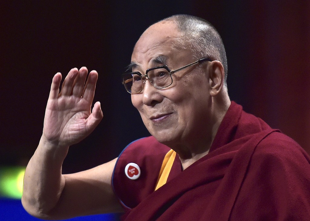 Sorti d'hôpital, le dalaï lama rassure sur sa santé