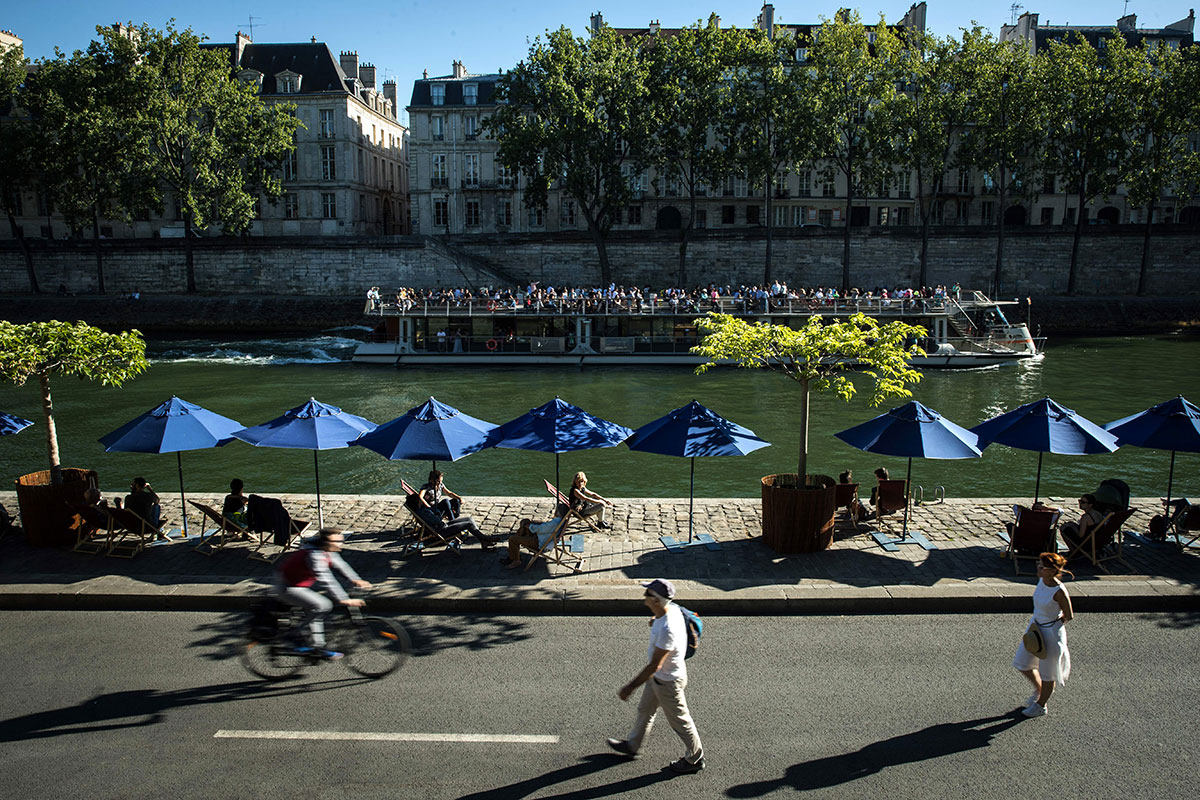 Masques recommandés et gel à volonté pour le retour de Paris Plages