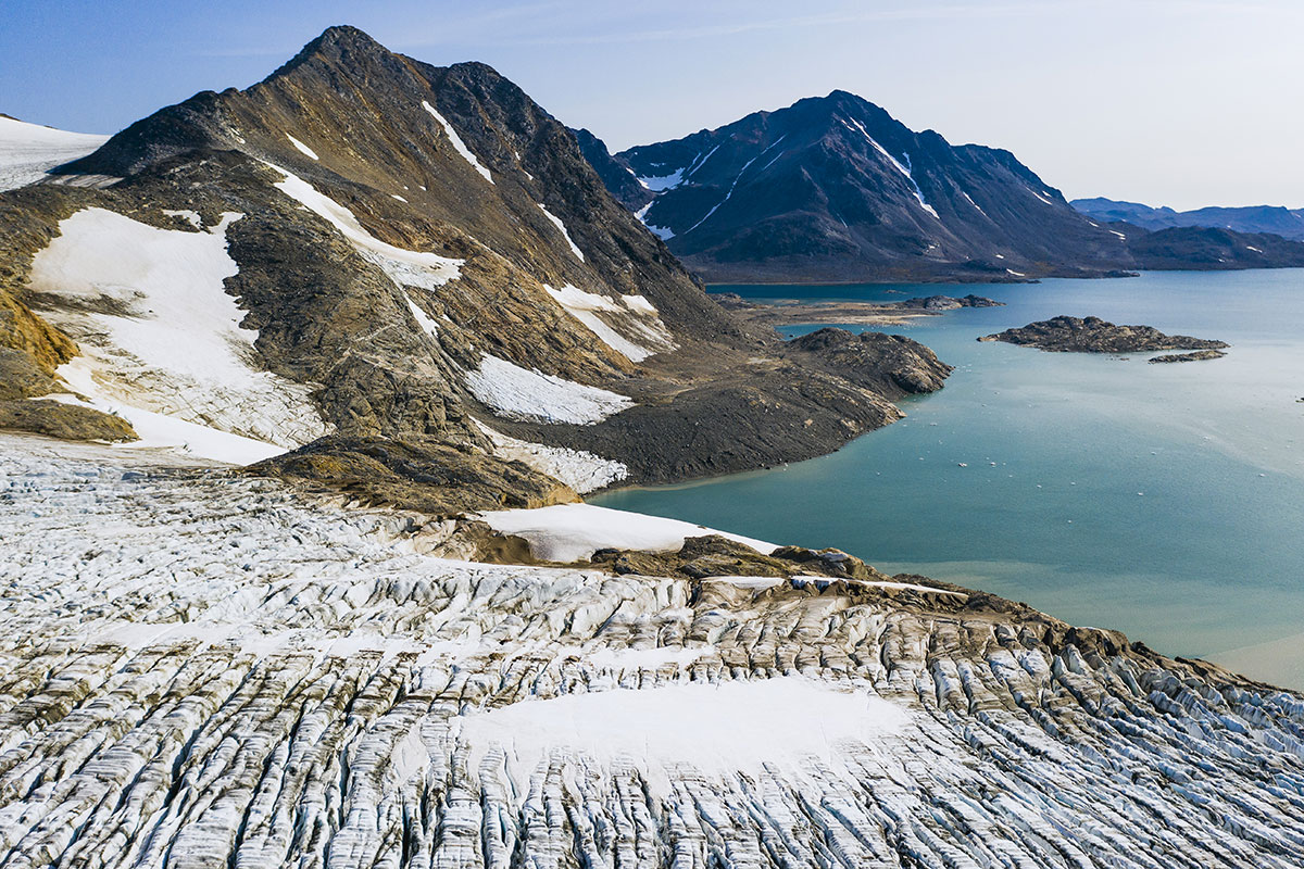 Au Groenland, la calotte glaciaire fond irrémédiablement,préviennent des scientifiques