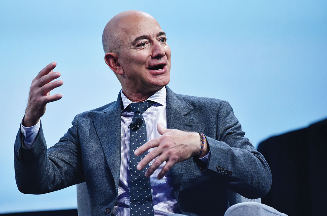 Jeff Bezos inaugure les voyages spatiaux de Blue Origin pour son départ d'Amazon