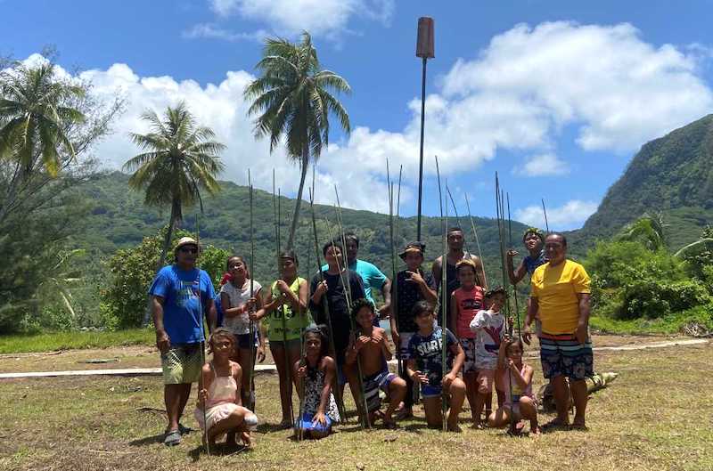 Les tuaro mā'ohi revivent à Huahine