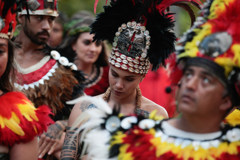 ​"Pi'i fenua ou l'appel de la terre" envoûte le marae Arahurahu