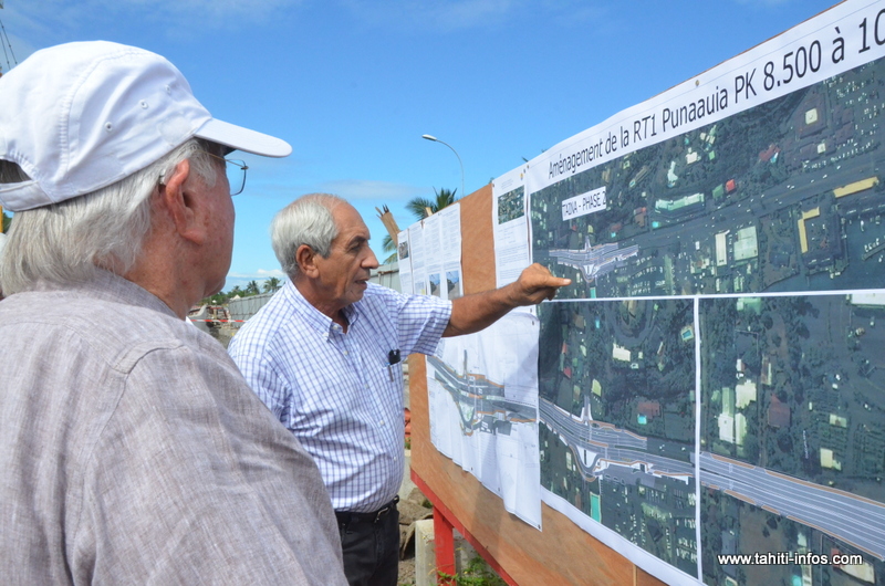 Gaston Flosse, en visite sur le chantier du tunnel de Punaauia, ce vendredi