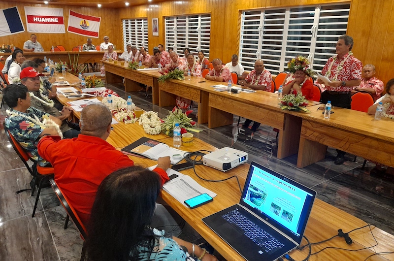 ​Le gouvernement fait le tour des projets de Huahine