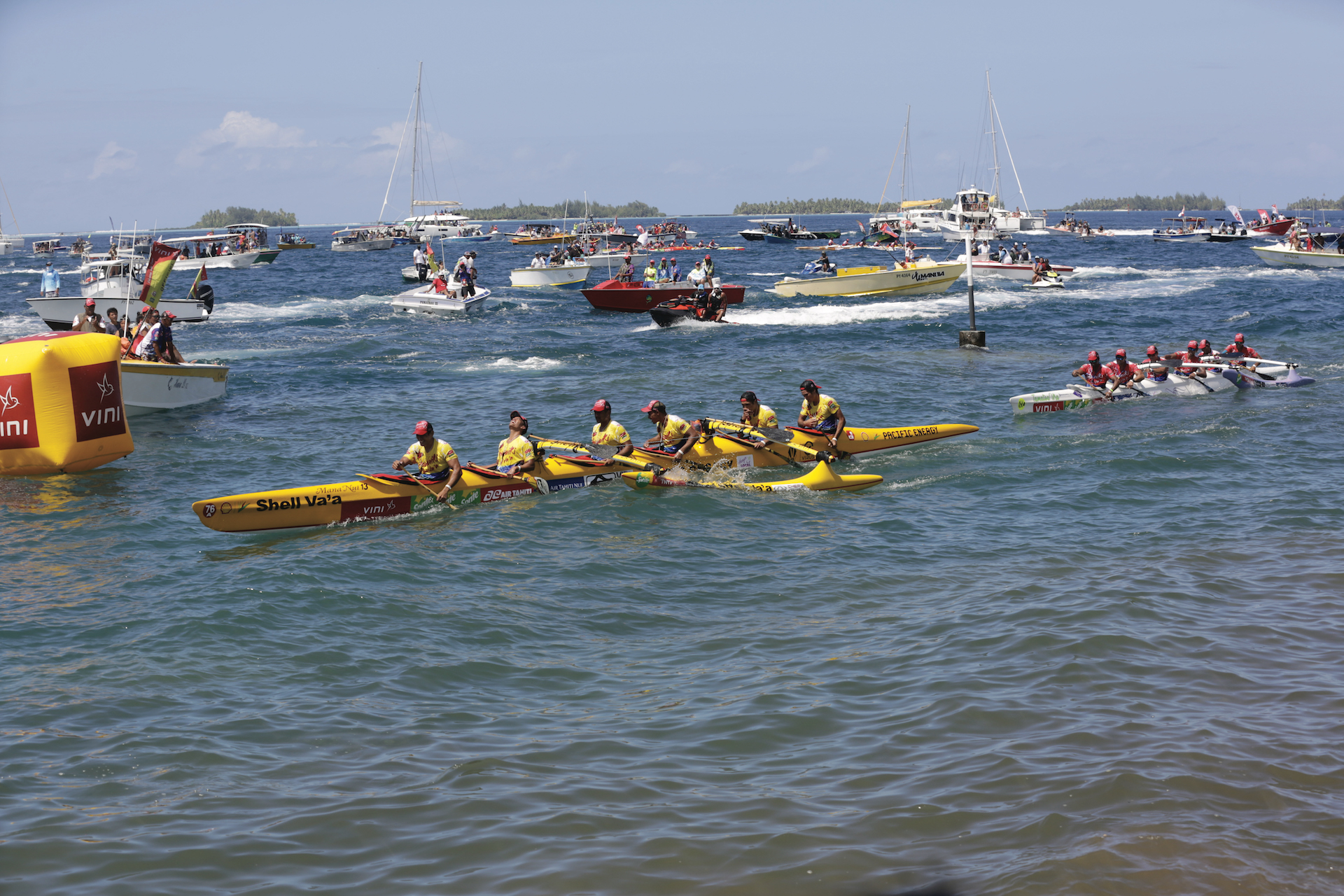 À Patio, Shell Va'a et Hinaraurea se sont disputé la victoire au sprint avec donc un succès des Shelliens après un peu moins de deux heures de course.