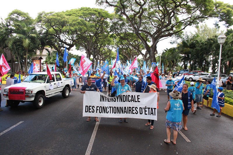 Le cortège lors de son arrivée devant le haut-commissariat. Crédit photo : Greg Boissy.