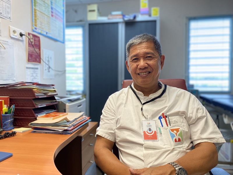 Le docteur Ngoc Lam Nguyen, responsable du centre de consultation spécialisé en maladies infectieuses et tropicales (CCSMIT) au CHPF. Crédit photo : Thibault Segalard.