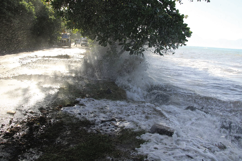 ​Trois jours de très forte houle en Polynésie