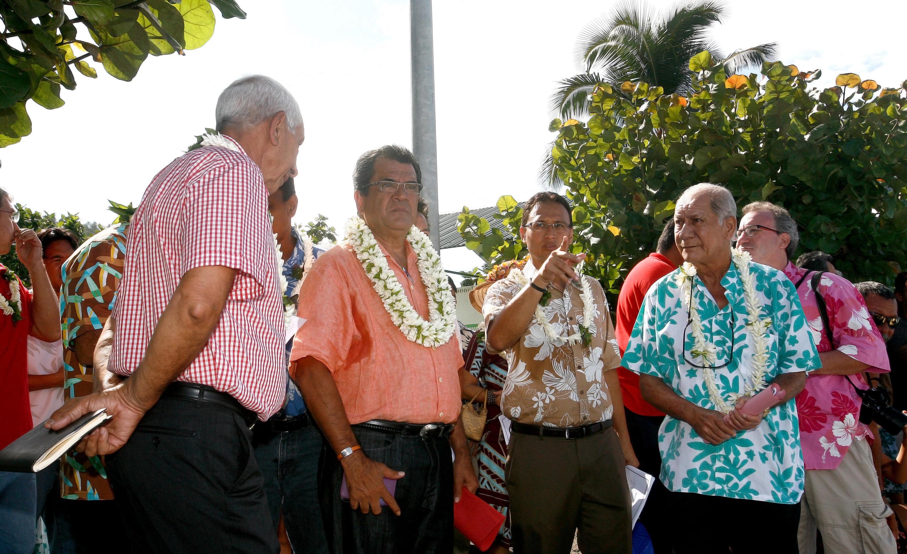 Le Président en visite dans la commune de Paea