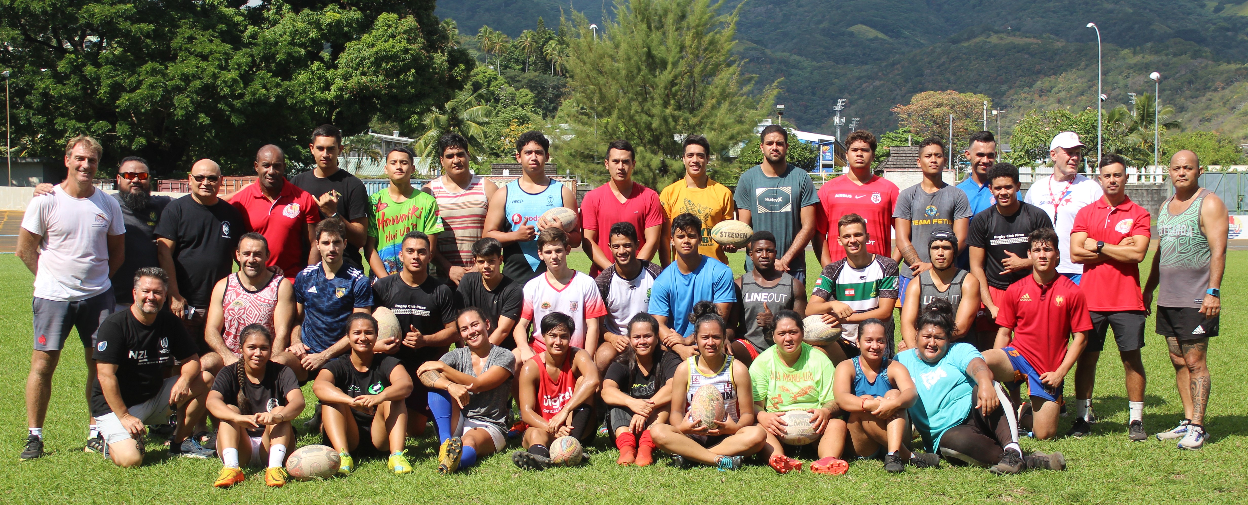 Les présélections tahitiennes de rugby hommes et femmes ont entamé la préparation pour les Jeux du Pacifique 2023, samedi matin au stade de Fautaua.