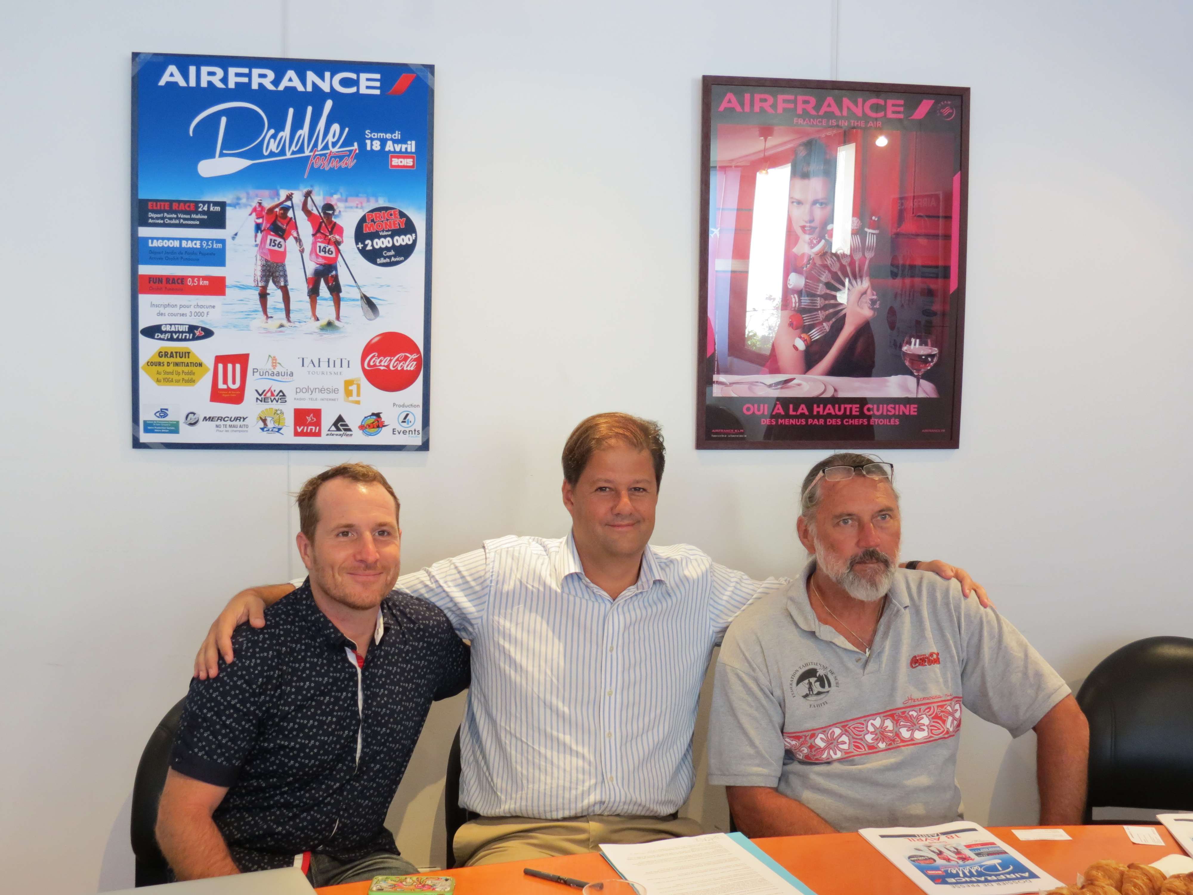 Jerome Loisel (4 Events Pacific), Alex Hervet (Air France)  et Philippe Klima (Fédération tahitienne de surf)
