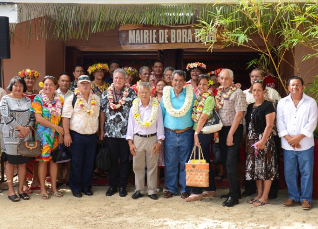 Visite gouvernementale à Bora Bora