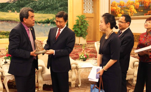 Le Président Fritch reçu par le Vice-Président chinois