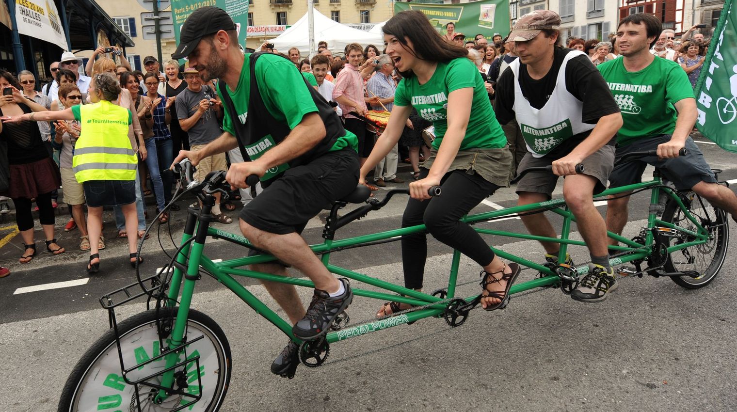 Alternatiba 5.600 km v lo pour sensibiliser aux enjeux climatiques