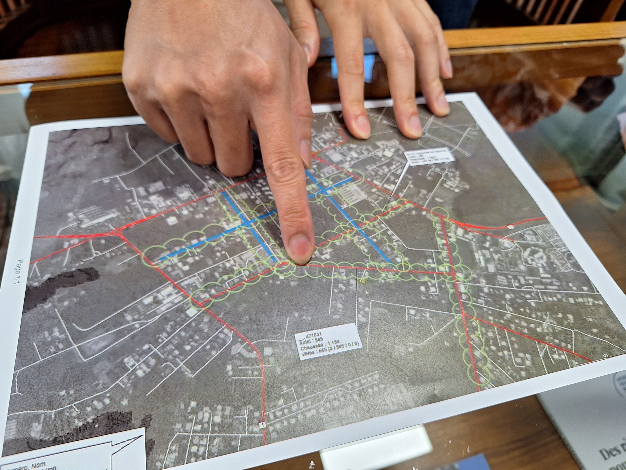 En rouge, les routes territoriales. En bleu, les routes dont le statut est à l’étude.