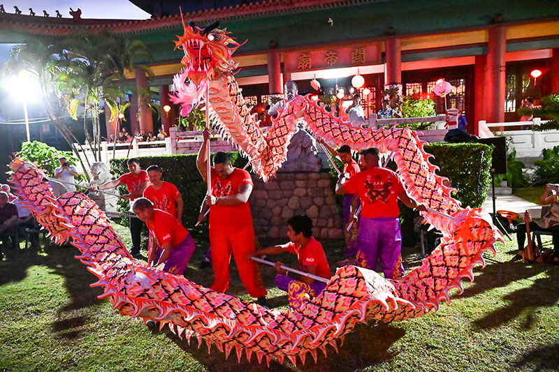 Plus de 400 personnes fêtent la Lune au temple Kanti