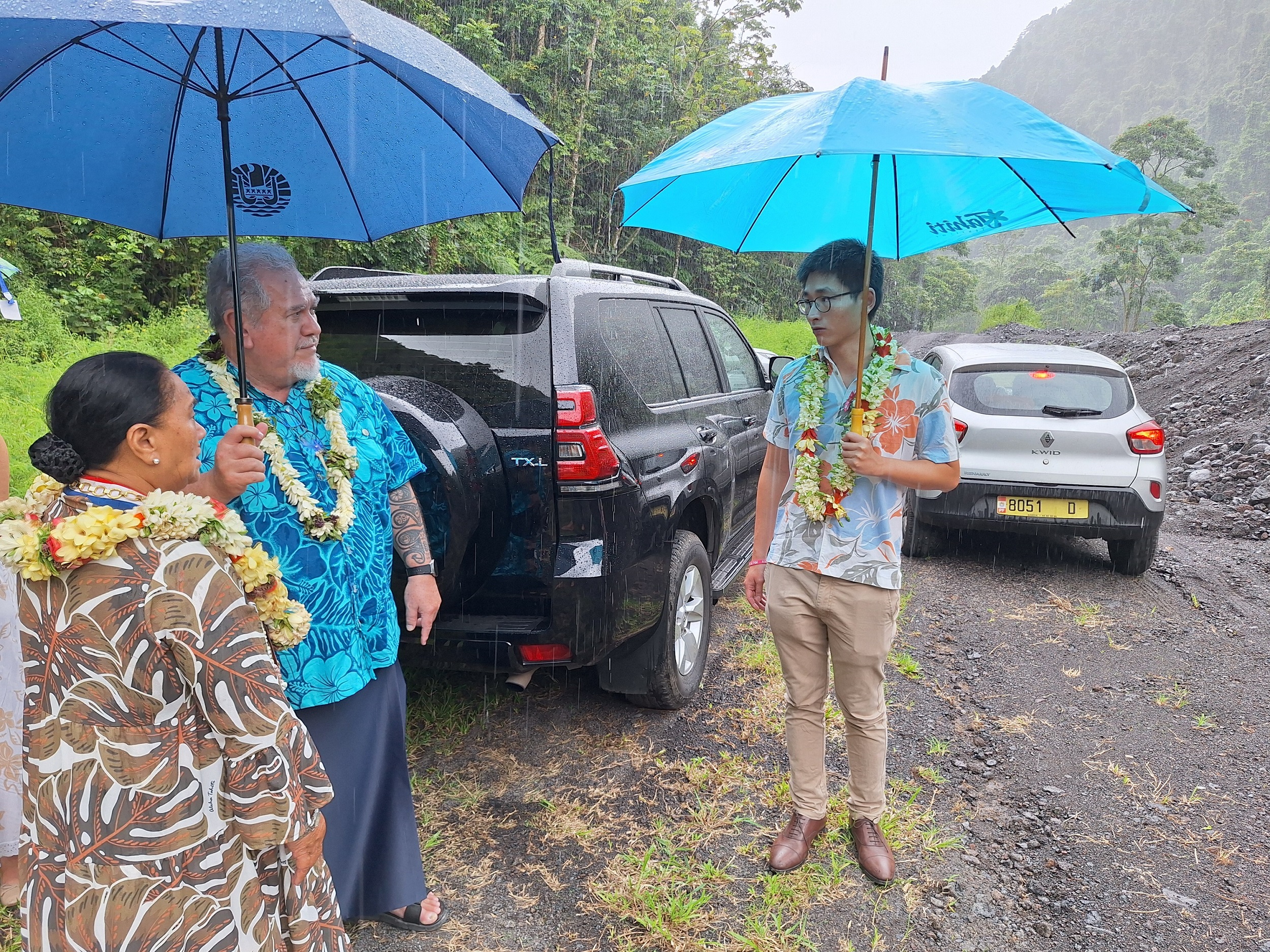 À l’aube de la saison des pluies, la situation est préoccupante pour certains foyers de la vallée de Papeiti (Crédit : Anne-Charlotte Lehartel).