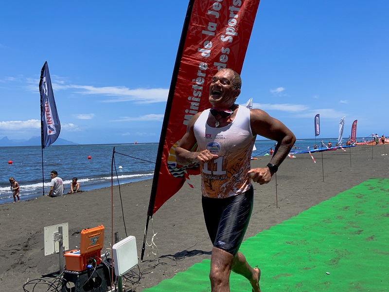 Christian, dans la douleurs, mais finisher. Crédit photo : Thibault Segalard.