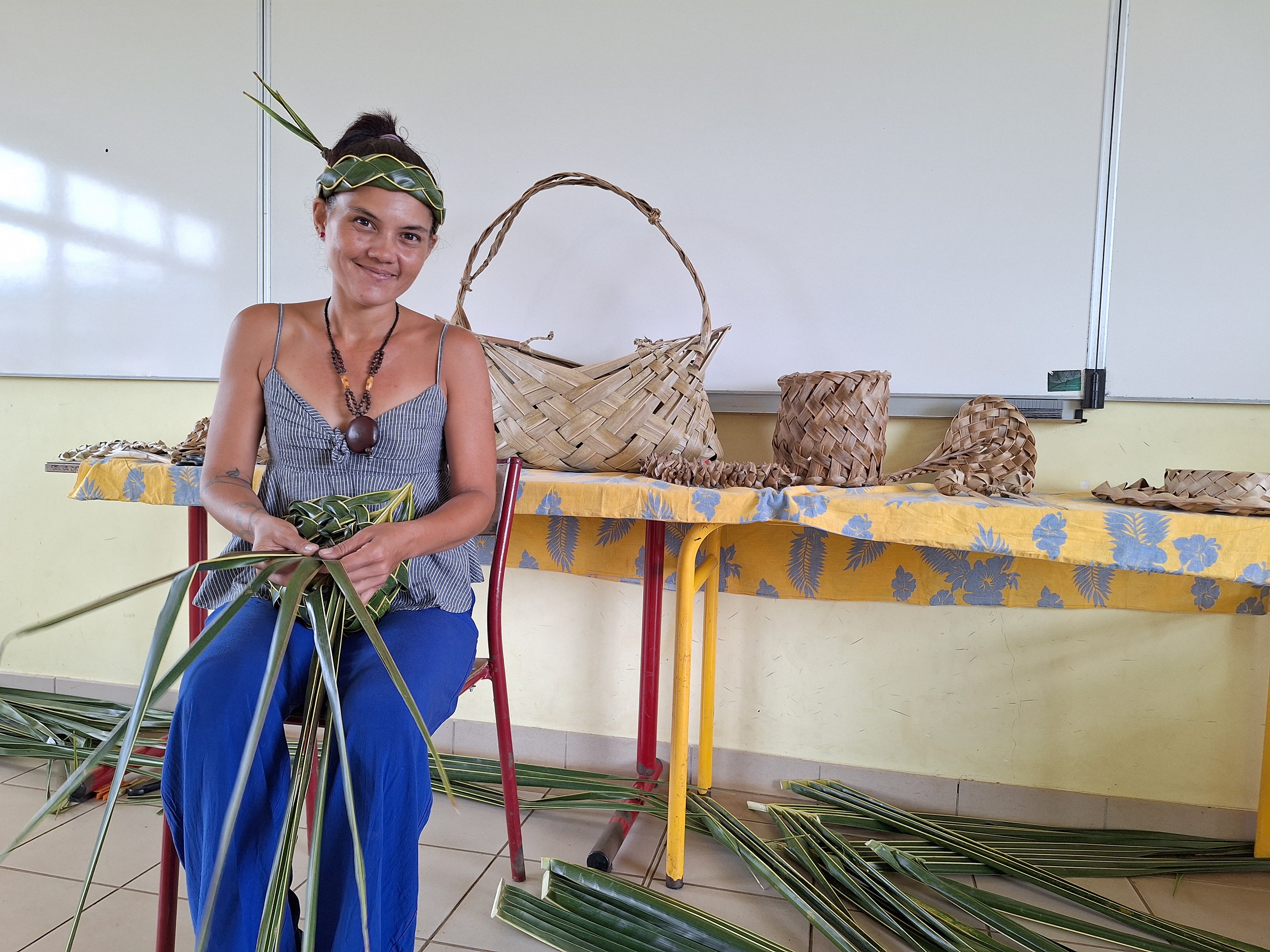 Phanie Teipoarii prône le retour au nī’au sous différentes formes.