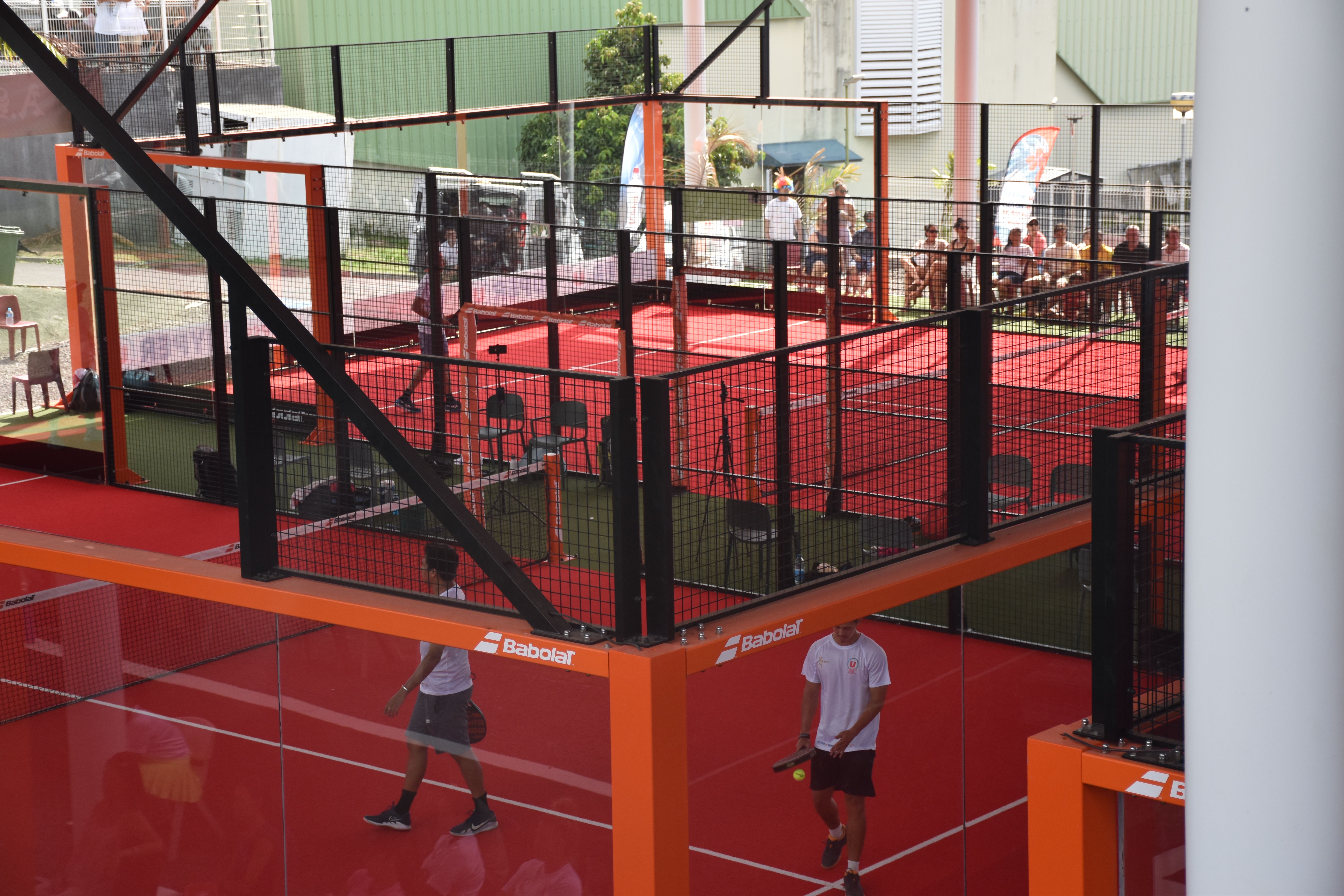 Les nouveaux terrains couverts de l’AS Phenix ont accueillis la U padel Cup