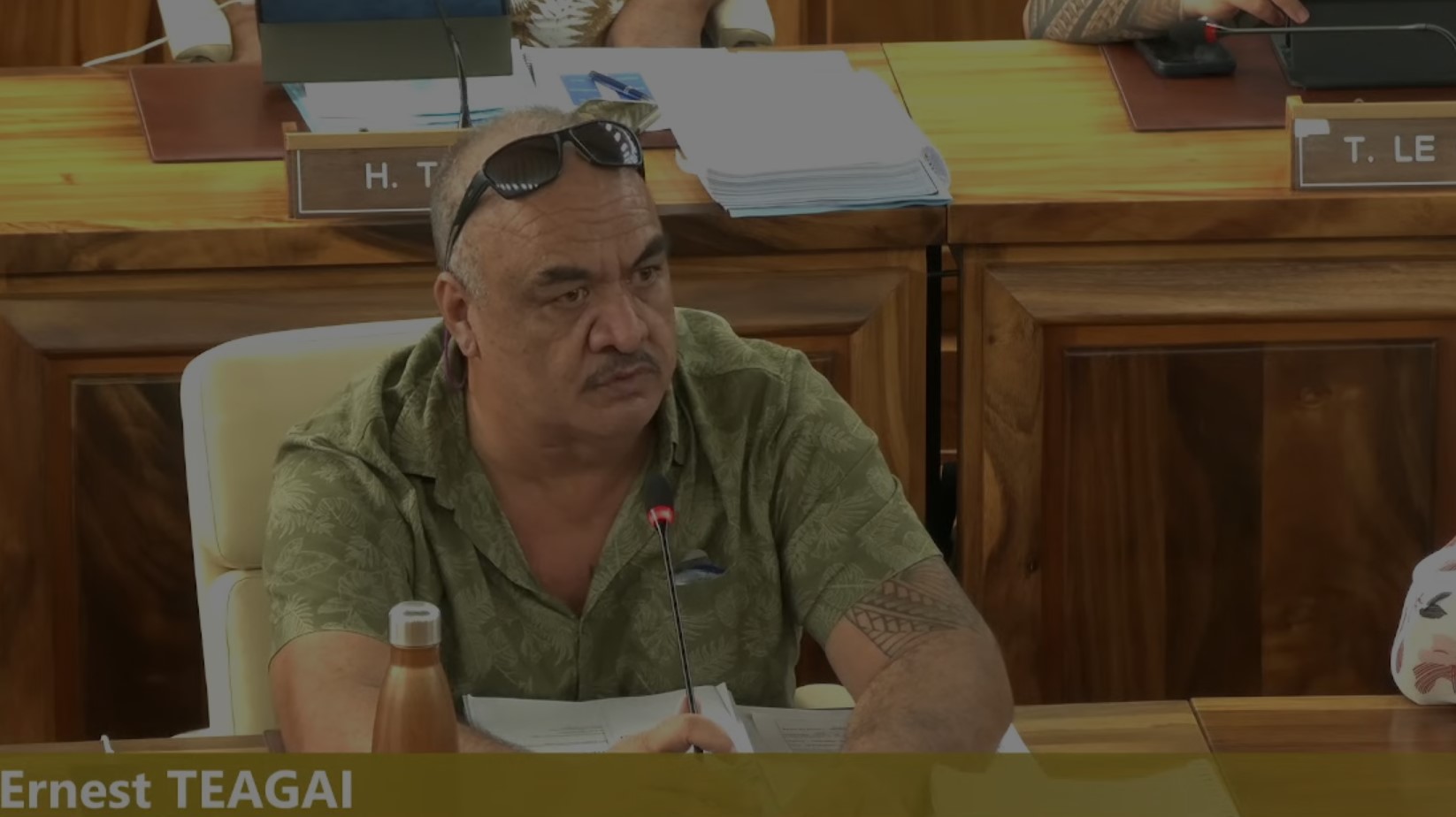 Ernest Teagai demande au président de "penser aux habitants des îles"