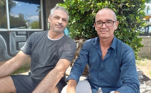 Stéphane Motard (à gauche) et Éric Raffis exposent en duo pour la troisième fois à la salle Muriāvai jusqu’à samedi.