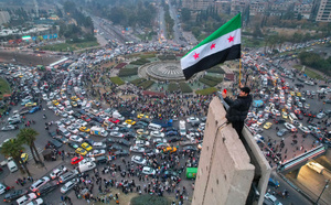 Syrie: le nouveau pouvoir appelle la population à fêter dans les rues "la victoire de la révolution"