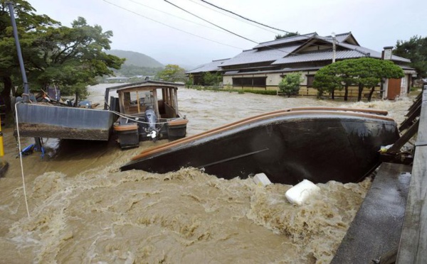 Un nouveau typhon menace le sud-ouest du Japon