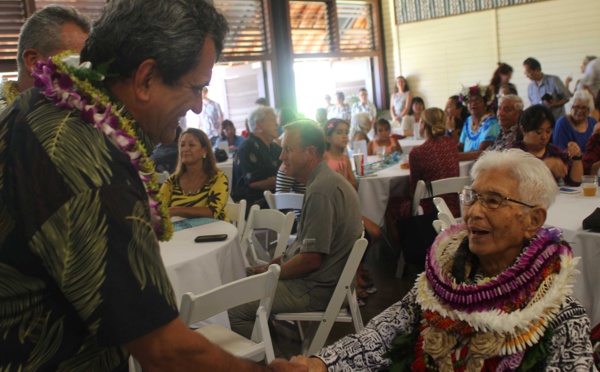 Hawaii : le Président Fritch salue l’œuvre du professeur Sinoto