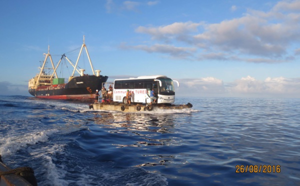 Un nouveau bus scolaire pour l’atoll de Tureia