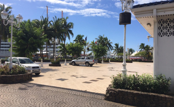  La place Vaiete "n'est pas un parking"