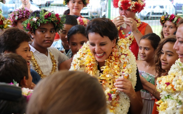 Najat Vallaud-Belkacem au collège de Papara