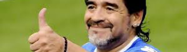 Maradona sera ambassadeur de Naples une fois réglés ses problèmes fiscaux (président)