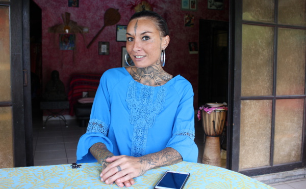 Estelle Anania : "Réussir pour les tatoueurs et pour mon île"