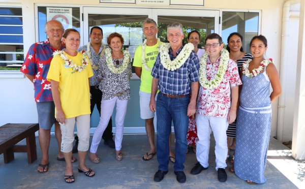 Le ministre des Solidarités visite l’hôpital de Moorea