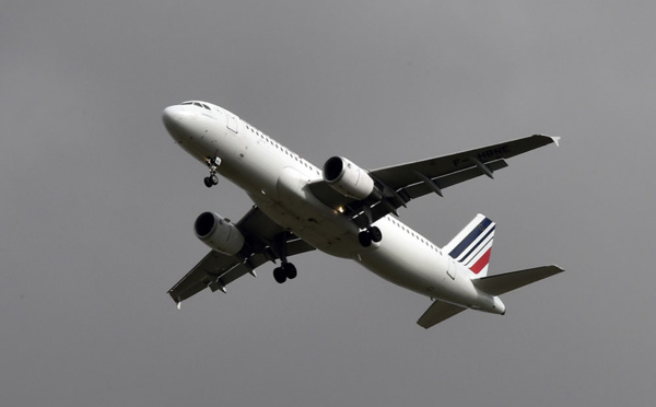 Air France: la négociation salariale reprend après un bref envahissement