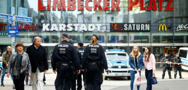 Allemagne: un centre commercial fermé par crainte d'un d'attentat