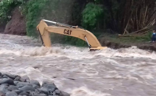 Un conducteur de drague piégé par les eaux à Onohea