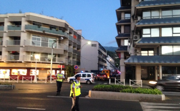 Un appartement en feu rue Cook, les résidents évacués