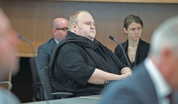 Kim Dotcom veut que le directeur du FBI soit entendu par la police