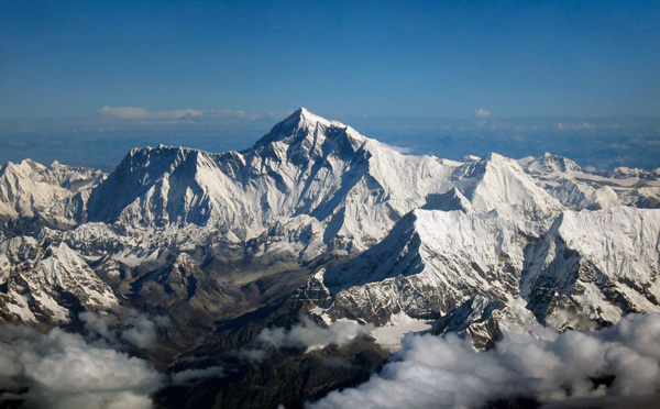 Un couple d'Italiens, premier à vaincre ensemble les 14 plus hauts sommets du monde