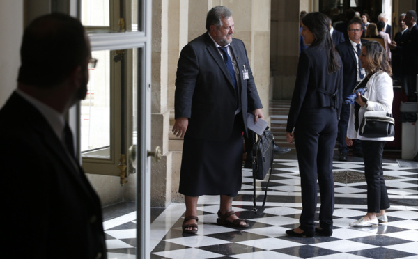 Assemblée nationale : les députés de Polynésie rentrent dans le vif