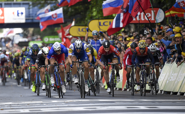 Tour de France - Des favoris à terre et le sprint de Kittel