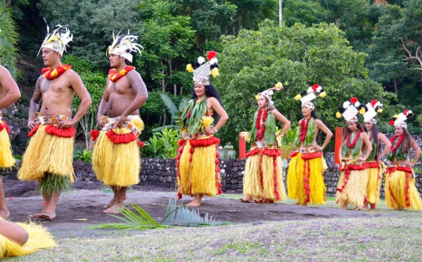 Temaeva fête ses 55 ans au Marae Arahurahu