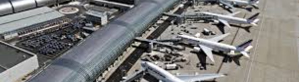 Aéroports: des transporteurs européens dénoncent les temps d'attente excessifs