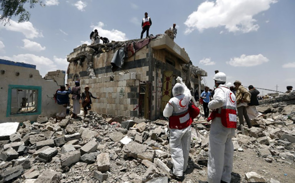 Des dizaines de morts dans des frappes aériennes au Yémen