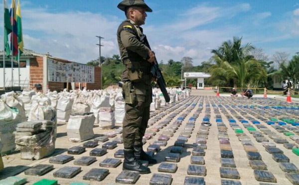 Près de sept tonnes de cocaïne de Colombie saisies en une semaine