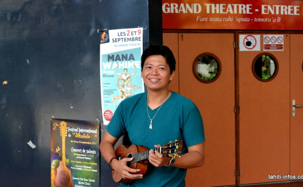 Ryane, self-made man du 'ukulele à Tahiti